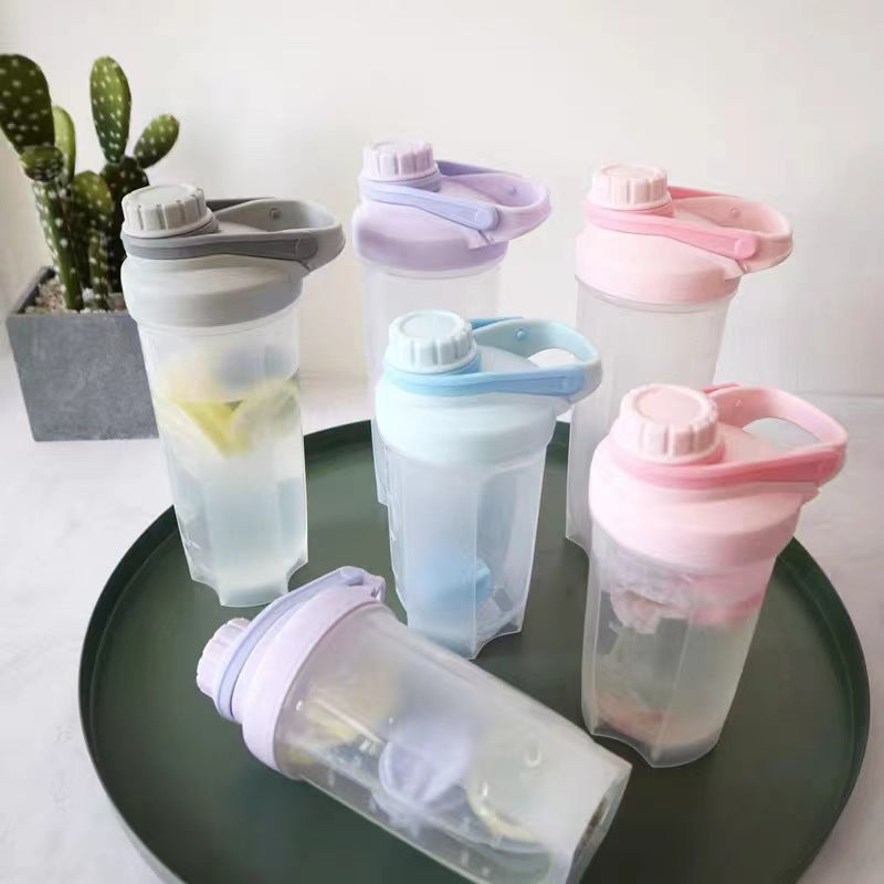 Leakproof Protein Shaker Bottle with Scale | 500ml & 700ml – Nova Finds product photo 4