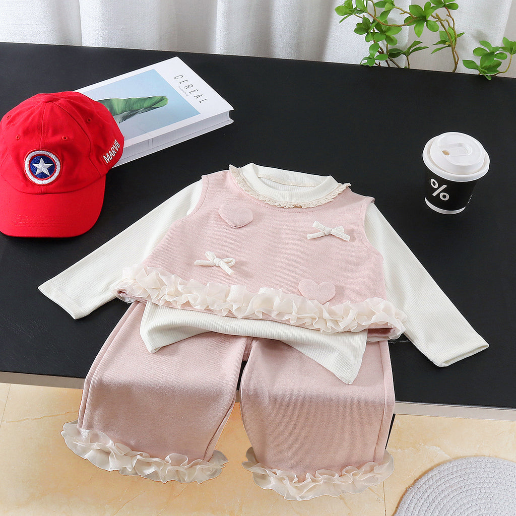 Female baby knitted vest long sleeved three piece set