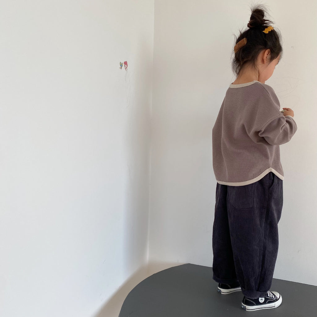 Large pocket contrasting hoodie