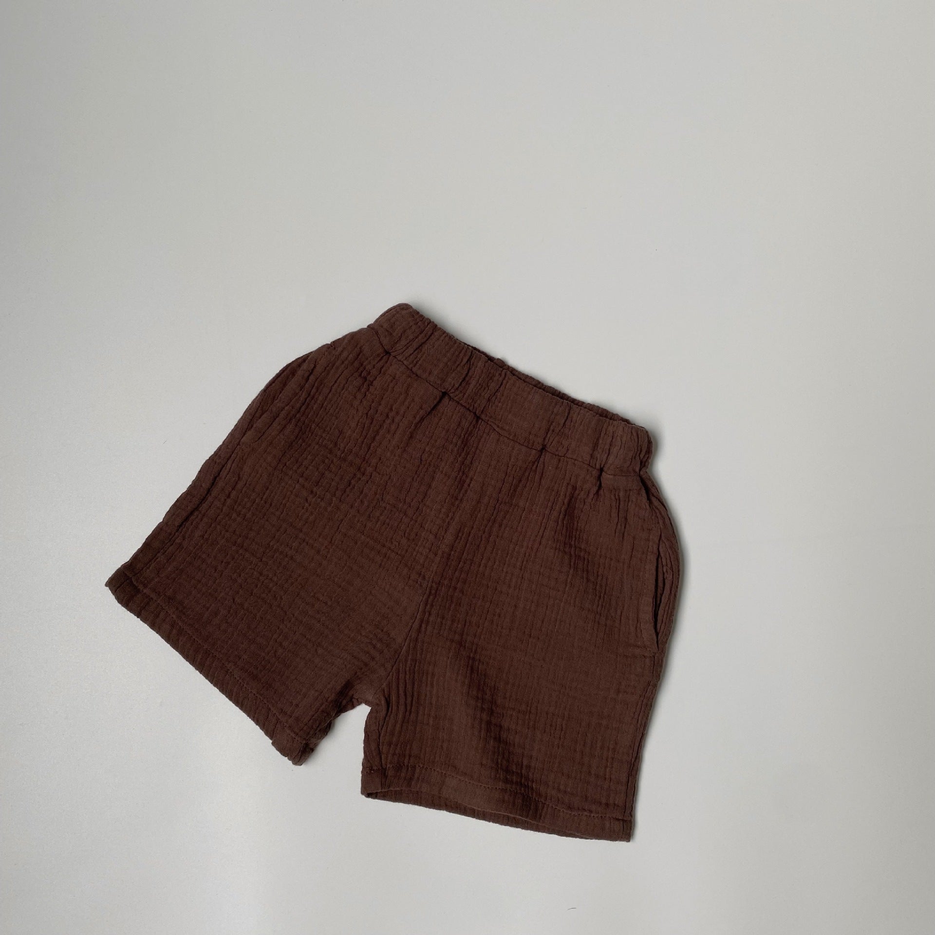 Cotton yarn side pocket shorts