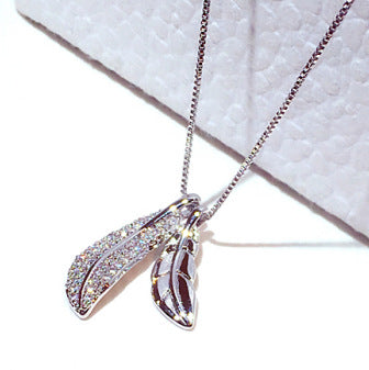 Fashionable Korean Style Leaf Pendant Choker Necklace – Nova Finds product photo 2
