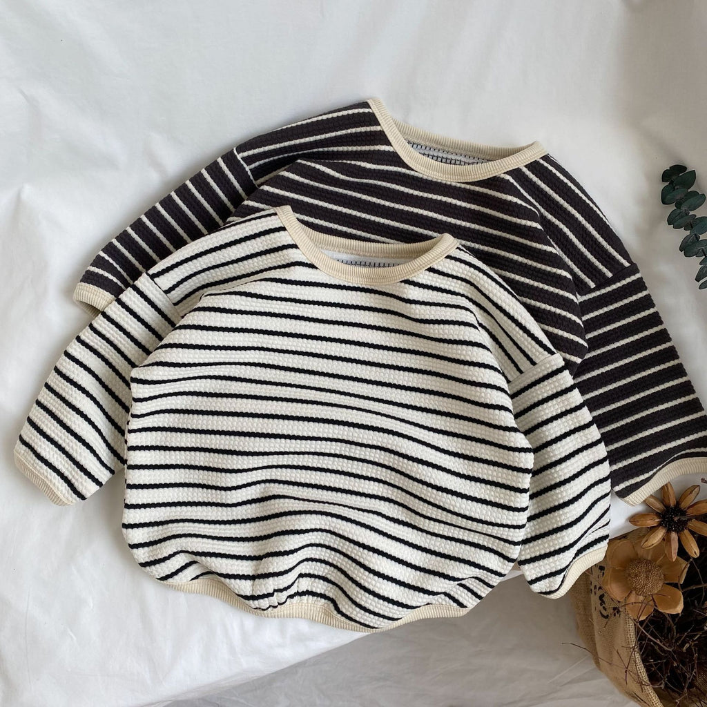 Striped contrasting edge hoodie