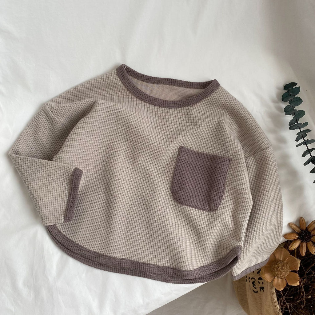Large pocket contrasting hoodie