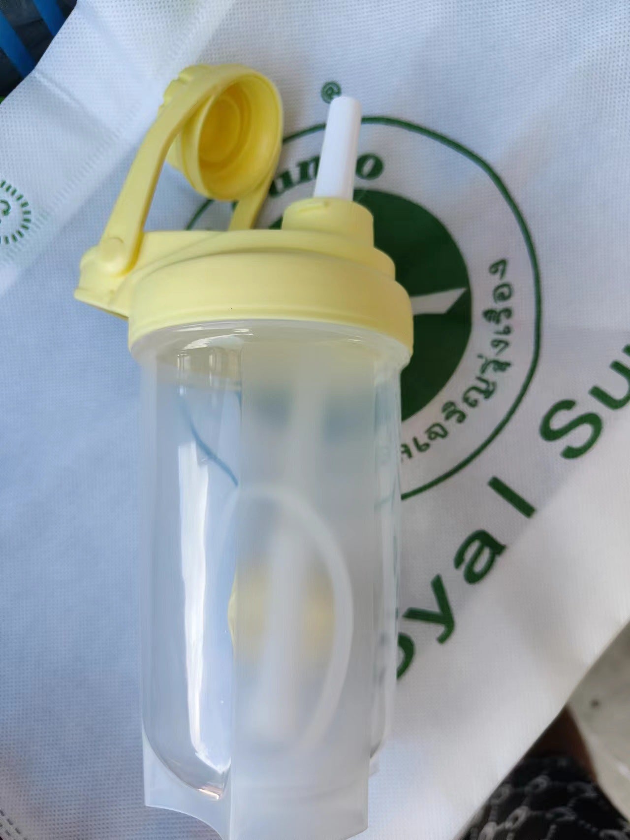 Leakproof Protein Shaker Bottle with Scale | 500ml & 700ml – Nova Finds product photo 3