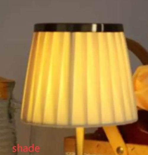 Antique Table Lamp – Nova Finds product photo 2